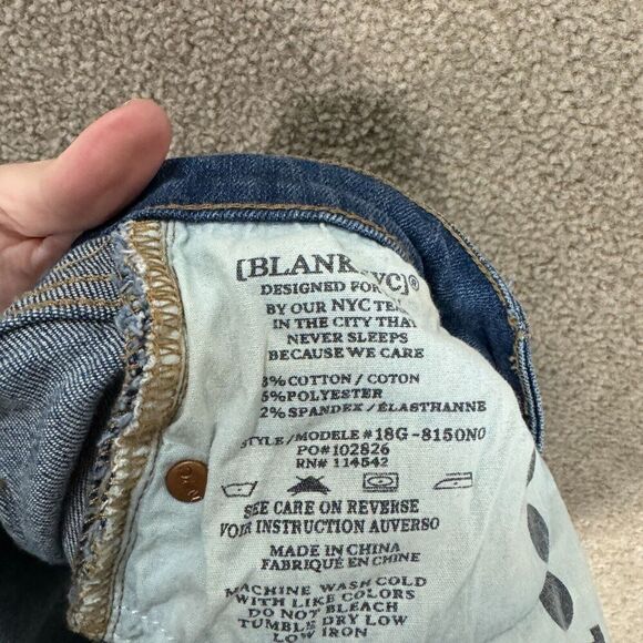 BlankNYC Fulton Jean Shorts Womens Size 26 Blue Distressed Denim 2" Rolled Hem‎ - Picture 10 of 11